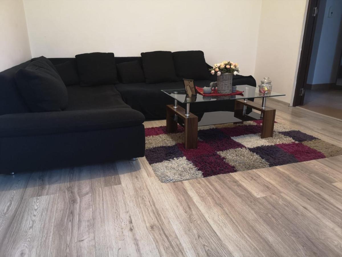 Deea Apartament Apartment Крайова Екстериор снимка