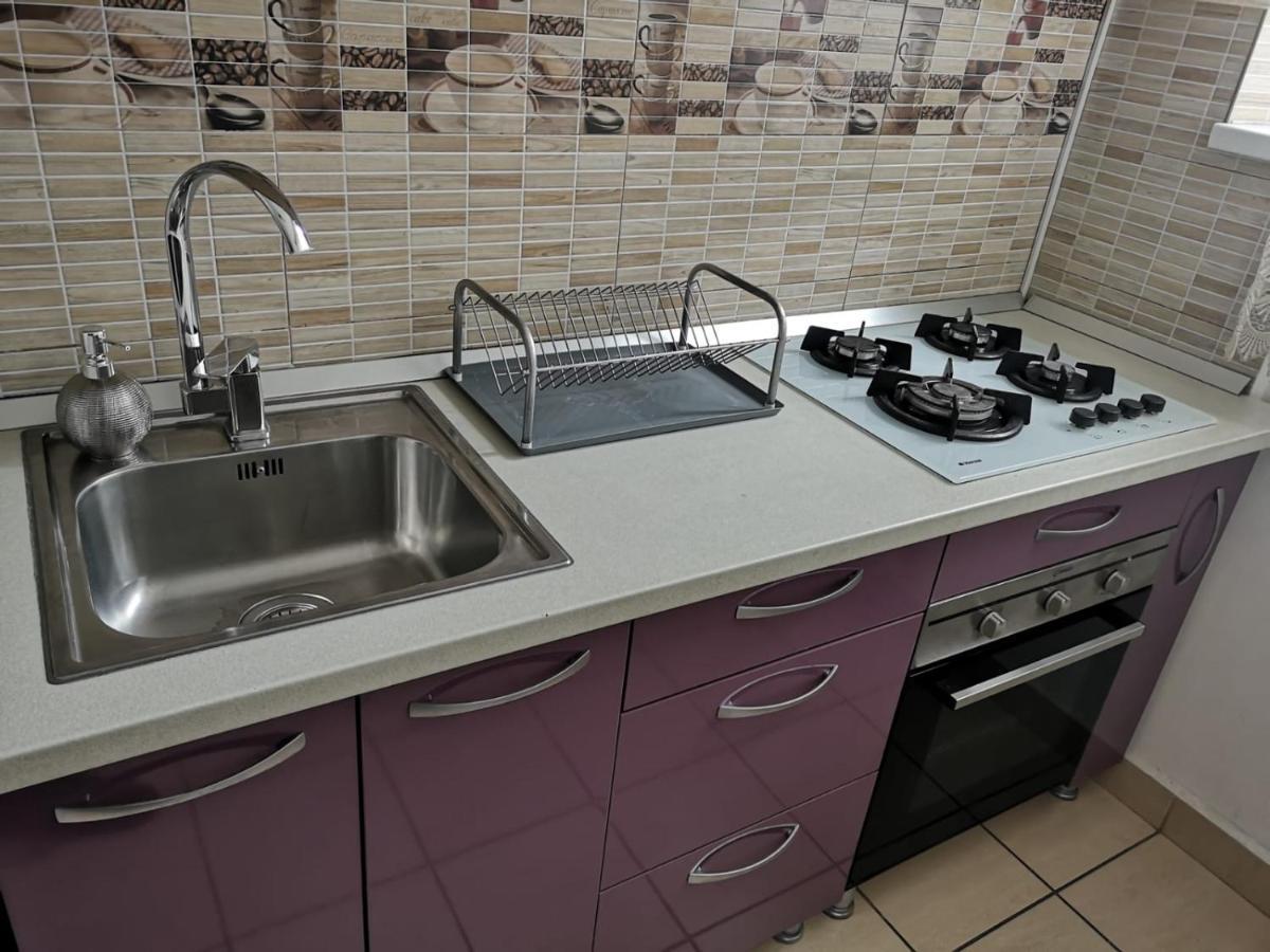 Deea Apartament Apartment Крайова Екстериор снимка